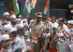 मुस्लिम मोर्चा ने धूमधाम से मनाया राष्ट्रीय पर्व, तिरंगा यात्रा के बाद मदरसा छात्रों की तकरीरी प्रतियोगिता